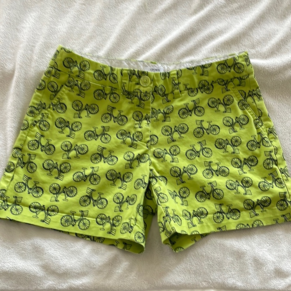 WORN ONCE! Lime shorts sz 4